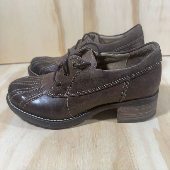 Dromedaris Shoes - Dromedaris Brown Leather Lace Up Shoes Women’s Size 7